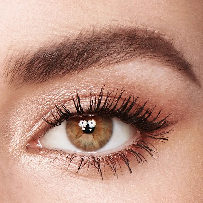 Charlotte Tilbury Legendary  Lashes Volume 2
Black Vinyl
