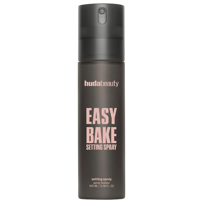 HUDA BEAUTY 
Easy Bake Blurring Setting Spray with 16-Hour Wear