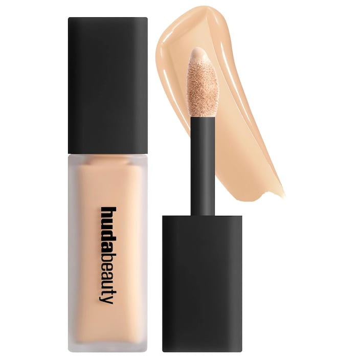 HUDA BEAUTY 
FauxFilter Matte Buildable Coverage Waterproof Concealer