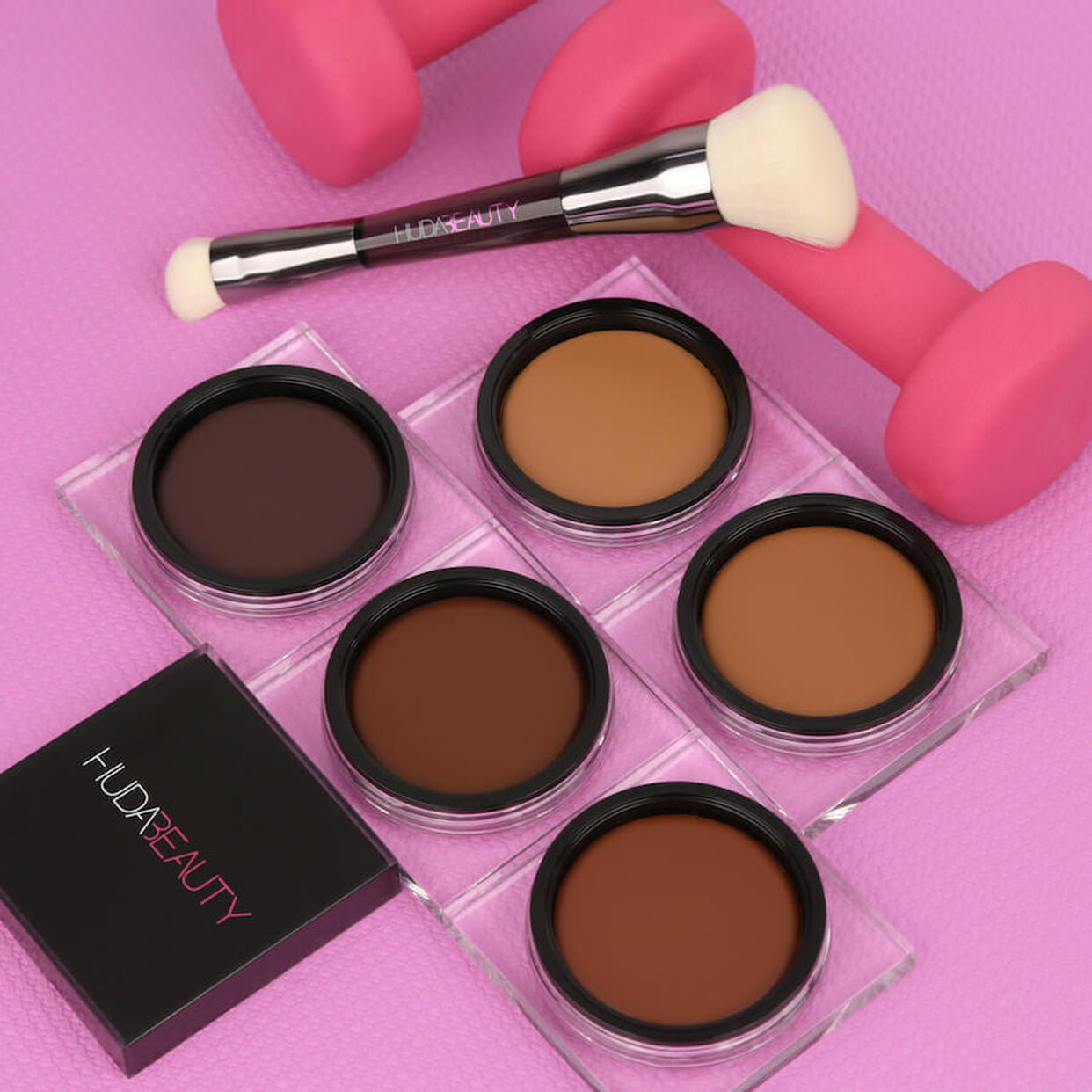 Huda Beauty Tantour Face Contouring Sculpt & Shade Brush