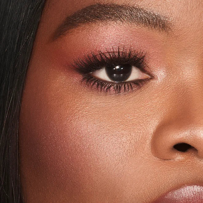 Charlotte Tilbury Cheek to Chic Blush