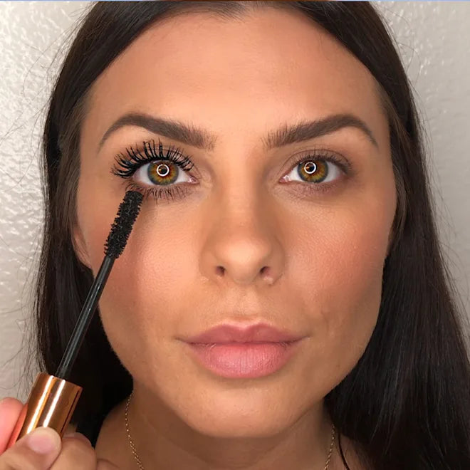 Charlotte Tilbury LEGENDARY LASHES, LIPS + CHEEKS KIT (Full Size Kit)