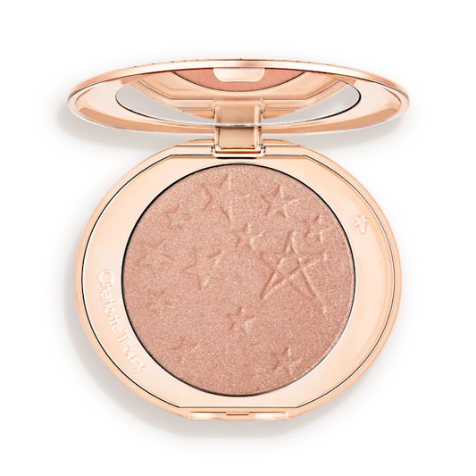 Charlotte Tilbury 
Glow Glide Face Architect Highlighter