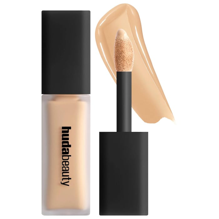 HUDA BEAUTY 
FauxFilter Matte Buildable Coverage Waterproof Concealer