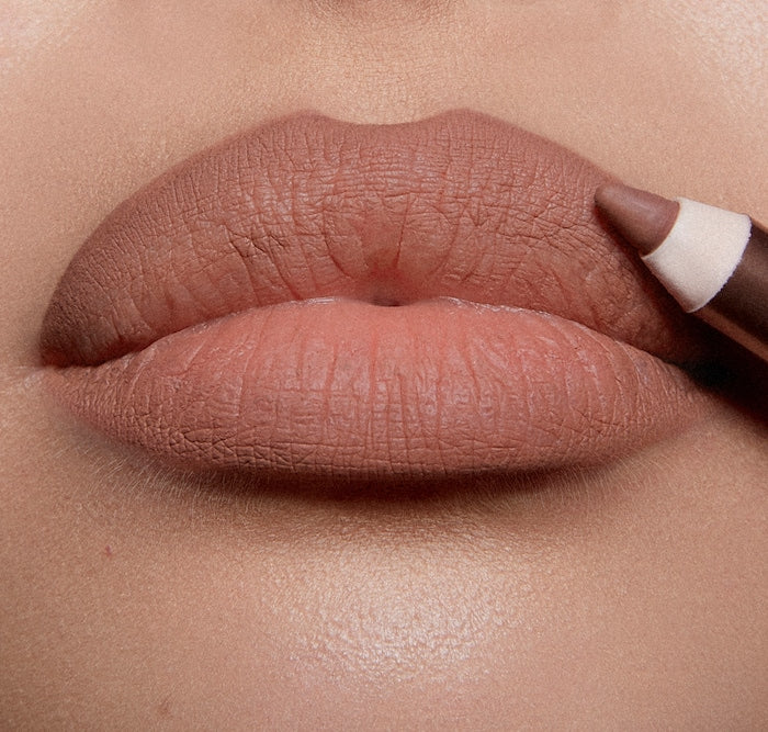 Charlotte Tilbury Lip Cheat Lip Liner In Shade Iconic Nude